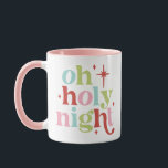 Retro Pastel Oh Heliga Natt Mugg<br><div class="desc">Den här lekande mugg har ordspråket "Åh Heliga Natt" med alternerande färg på gemener brev med gnistra accents. Färg omfattar rosa,  rött,  grönt och ljusblått.</div>