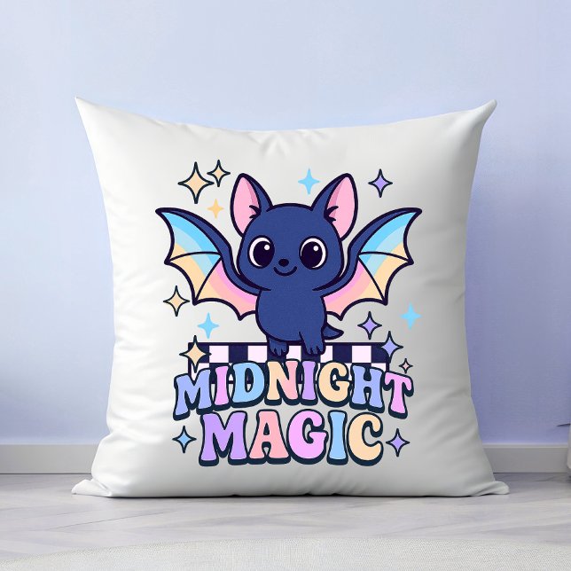 Retro Pastelcore Cute Halloween Fladdermus & Check Kudde (The midnight magic kawaii bat design shines with retro pastel charm.)