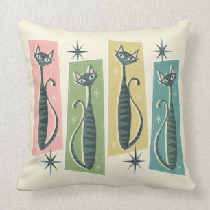 Retro Patchwork Tabbies ©studioxtine Kudde