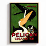 Retro Pelikan Cigarettreklam, Fransk Art Deco-era Poster<br><div class="desc">Denna livfulla 1920-tals färgglada retro-cigarettreklam med en charmig pelikan som röker mot en mörkgrön bakgrund tillför en touch av retro-allure till alla utrymmen. Perfekt för studentrum, barkar, spelrum eller andra samlingsplatser, ger den en känsla av klassisk sofistikation och kul, och blir en utställningsbit som väcker samtal och tillför karaktär till...</div>