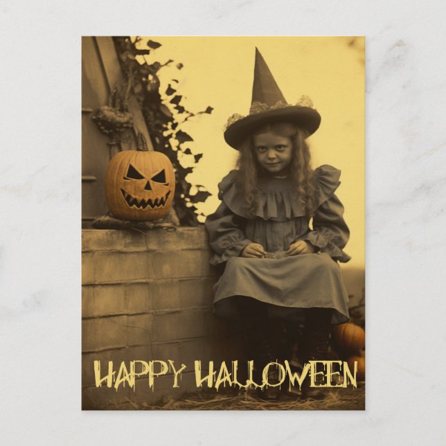 Retro Photography spooky Halloween creepy Girl Vykort (Framsida)
