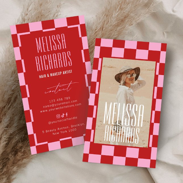 Retro Pink Red Groovy Beauty Salon Custom Photo Visitkort (Skapare uppladdad)