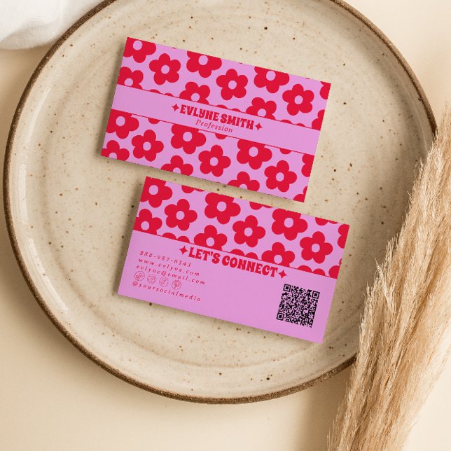 Retro Pink Red QR Code Groovy Floral Boho Girly  Visitkort (Skapare uppladdad)