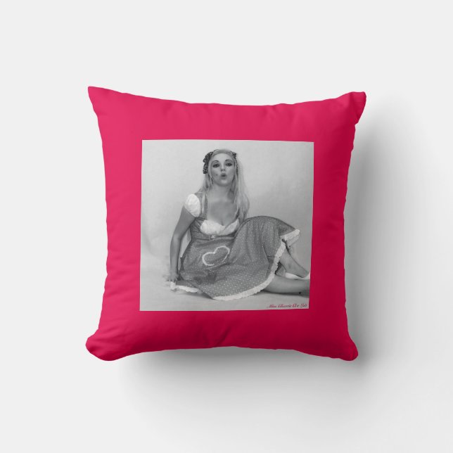 Retro-Pinupet för  Funny Offertartikel Rosa Cushio Kudde (Framsida)