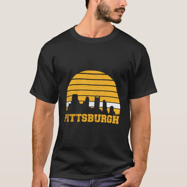 Retro Pittsburgh Skyline T Shirt (Framsida)