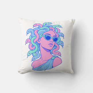 Retro‑Pop Medusa-illustration – Pastellågon Kudde