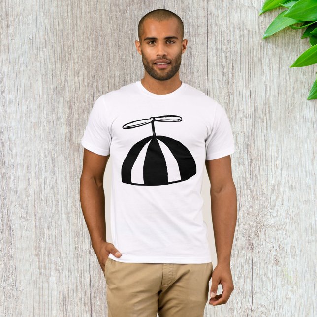 Retro Propeller Beanie Whimsical Black and White T Shirt (Skapare uppladdad)