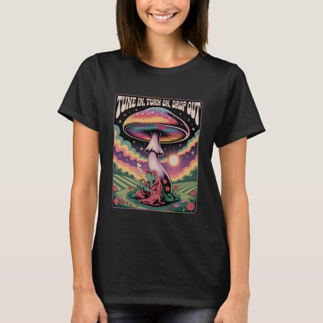 Retro Psychedelic Frog Mushroom Cosmic Vibes T Shirt (Framsida)