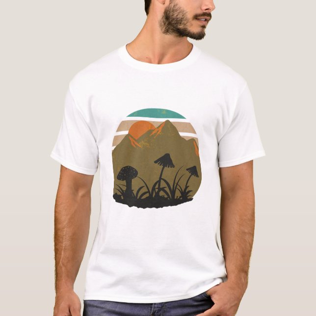 Retro Psychedelic Mushroom Forager T Shirt (Framsida)