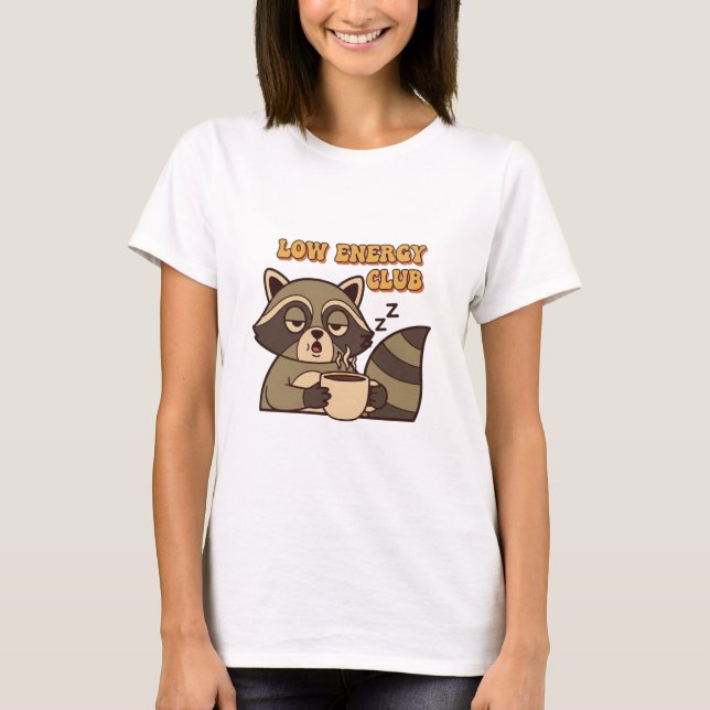 Retro Raccoon Low Energy Club Women’s T-Shirt (Framsida)