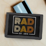 Retro Rad Pappa<br><div class="desc">Coola retro färg rad pappa svarta plånbok för far. Underbar födelsedag,  jul- eller Fars dag-gåva till underbara far.</div>