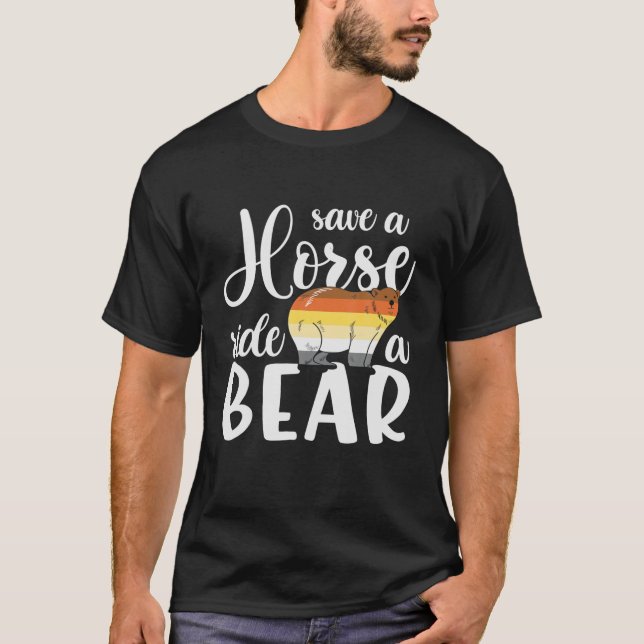 Retro Rädda en häst Ride A Bear LGBT - Lönnglans P T Shirt (Framsida)
