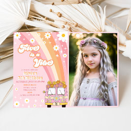 Retro Rainbow Fem är en Vibe Groovy 5:e födelsedag Inbjudningar