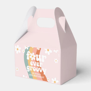 Retro Rainbow Fyra hela Daisyn 4e födelsedagen Presentaskar