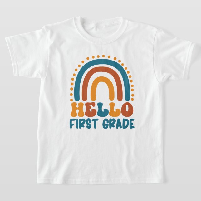 Retro Rainbow Hej First Klass boho färglös T Shirt (Laydown)