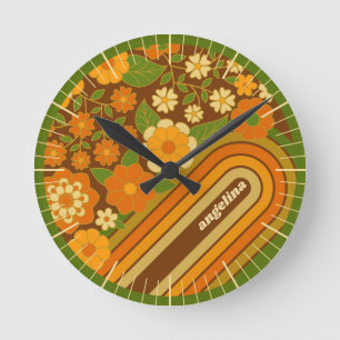 Retro Rand och Funky Flowers med eget namn Rund Klocka