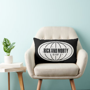 Retro Rick och Morty C-137 Dimension Badge Lumbarkudde