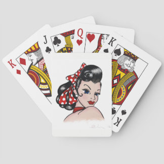 Retro Rockabilly tatueringpinupflicka som leker Spel Kort