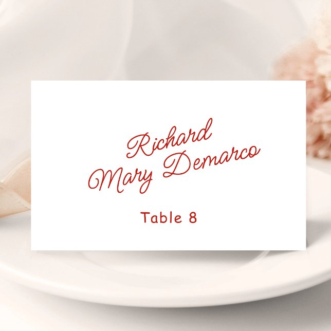 Retro röd & vit bröllopsgästnamn placeringskort (Retro red and white wedding place card helps guests find seats with vintage charm.)
