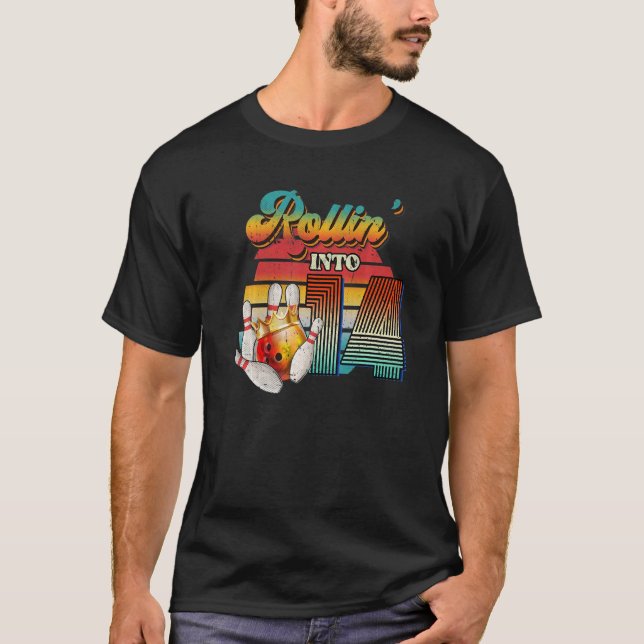 Retro Rollin i 14 Bowling Birthday Girl Bowling T Shirt (Framsida)