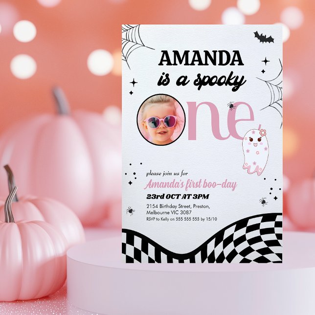 Retro Rosa Black Girls Spooky 1:a födelsedag Inbjudningar (Spooky One 1st Birthday Invitation Template Modern, Girls Spooky One Halloween First Birthday Invite)