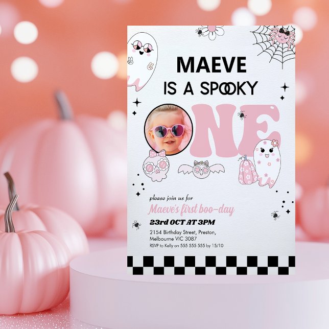 Retro Rosa Black Spooky 1:a födelsedag Inbjudningar (Spooky One Birthday Invitation, Girls Halloween 1st Birthday Invitation, Pink Black Spooky One )