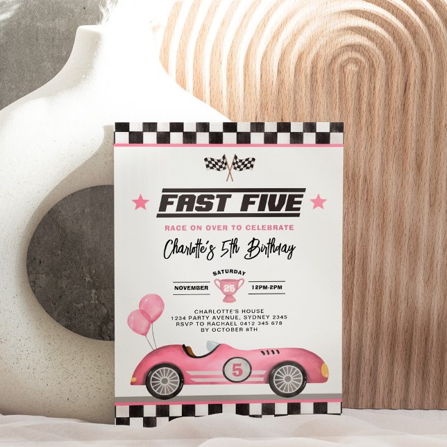 Retro Rosa Fast Fem Tävling-bilsflicka 5:e födelse Inbjudningar (Skapare uppladdad)
