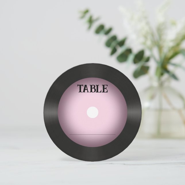 Retro Rosa Vinyl Record Bröllop Place Card (Stående Fram)