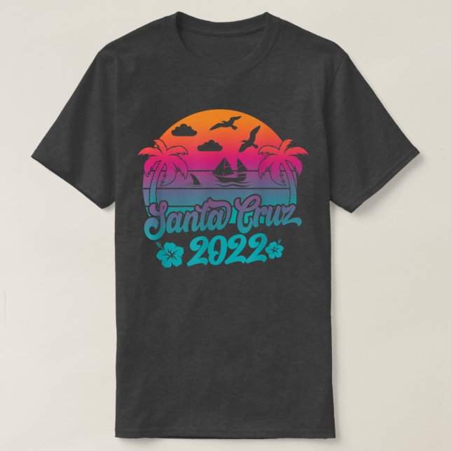 Retro Santa Cruz Beach 2022 Aruba Family Vacation  T Shirt (Design framsida)