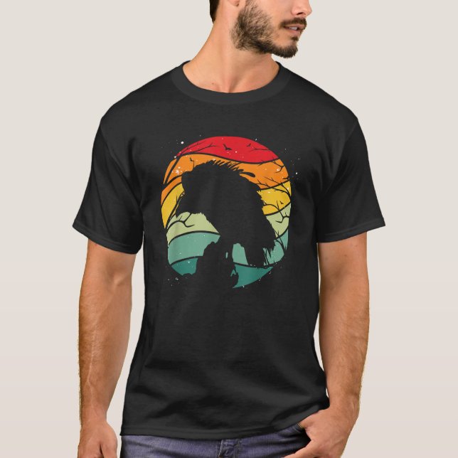 Retro Scavenger Bird Vculture T Shirt (Framsida)