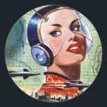 Retro Science fiction Stickers Runt Klistermärke<br><div class="desc">Science fiction har under årens lopp antagit många former och gett upphov till fantasi. Denna modell från tidigare år i science fiction är ett intressant intryck på hur sak kan utvecklas. Den här science fiction-konstruktionen ser underbar ut på dessa klistermärken. Perfekt för dig själv eller som gåva</div>