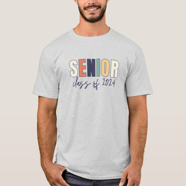 Retro Senior Class of 2024 T Shirt (Framsida)