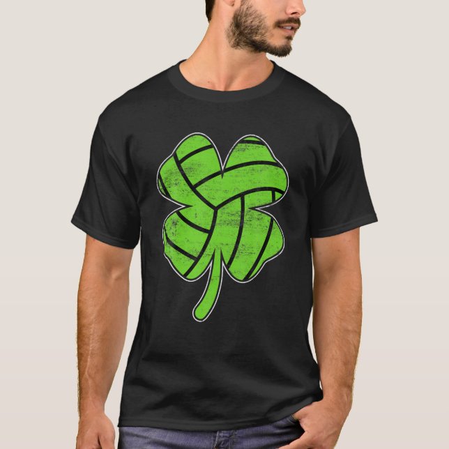 Retro Shamrock Volleyball Sport St. Patrick's Day T Shirt (Framsida)