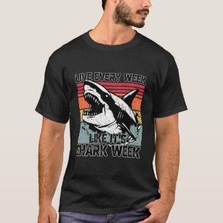 Retro Shark Ocean Biolog Animal Lover Shark Fin T Shirt