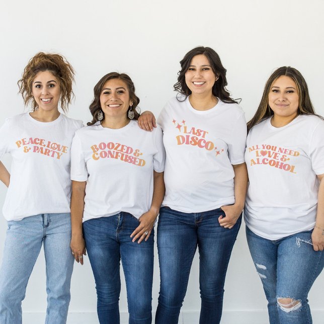 Retro Sista Disco Skojigaste Möhippan T-Shirt (Skapare uppladdad)