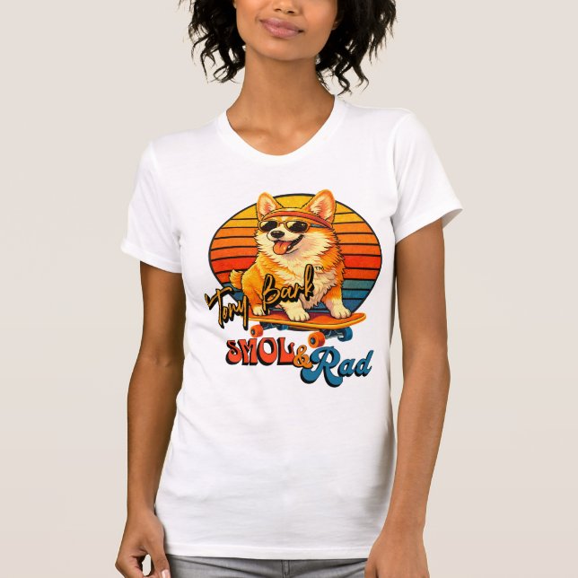 Retro Skate Corgi – Tony Bark™ – Smol & Rad  T Shirt (Framsida)