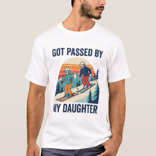 Retro Skidapa Humor Överträffad Av Dotter På Backa T Shirt