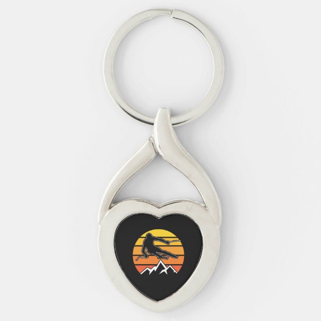 Retro Skiing Twisted Heart Silverfärgad Nyckelring (Framsidan)