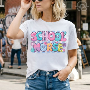Retro skolsköterska i groovy stil med färgglada bu t shirt