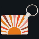 Retro Sol Rays Burst Sunset Orange Gult Red Nyckelring<br><div class="desc">Retro sol sprängde designen i varm rosa,  brun orange. Retro modern orange solstrålar,  morgonsolskenskonst med geometrisk abstrakt.</div>