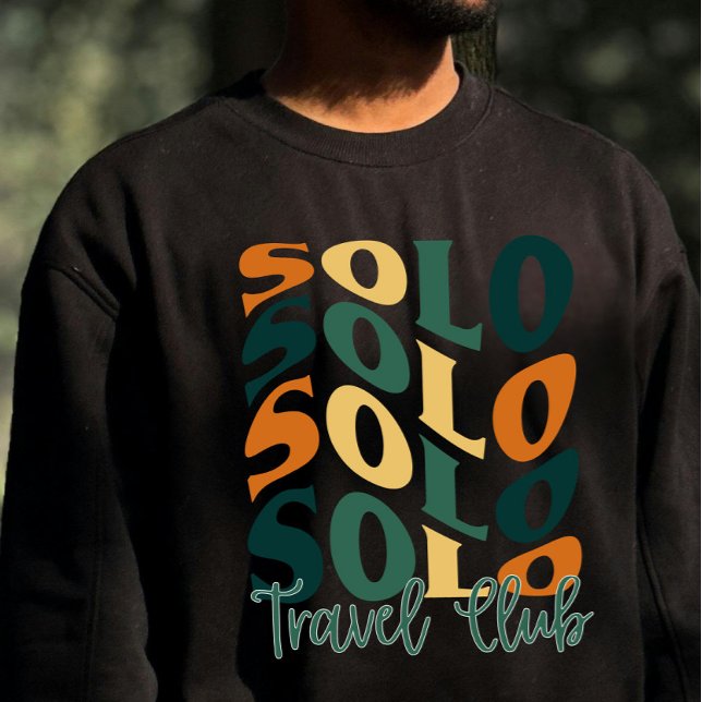 Retro Solo Travel Klubb Vacation T Shirt (Skapare uppladdad)