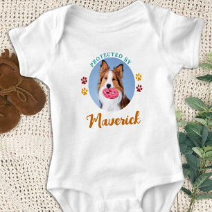 Retro som skyddas av Hund fotofärgstarka Anpassnin T Shirt