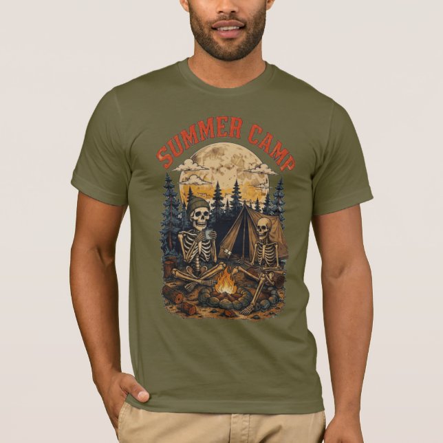 Retro sommarläger skelett bål design t shirt (Framsida)