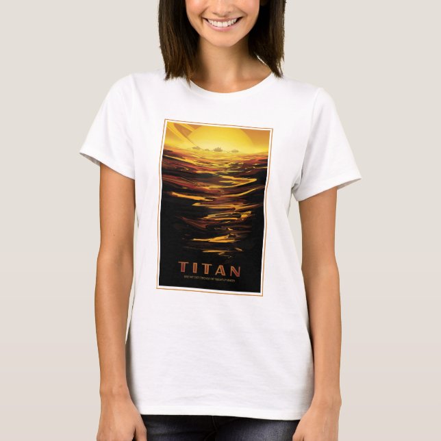 Retro Space Poster-Saturns största Måne, Titan. T Shirt (Framsida)