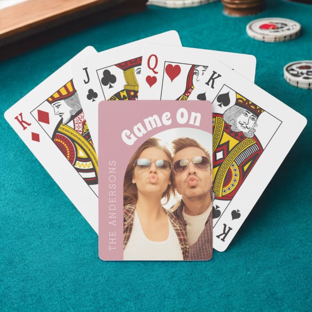 Retro-spel på - Familjematchens nattfoto Casinokort (Skapare uppladdad)