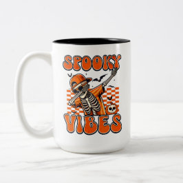 Retro Spooky Vibes Dabbing Skeleton Halloween Två-Tonad Mugg