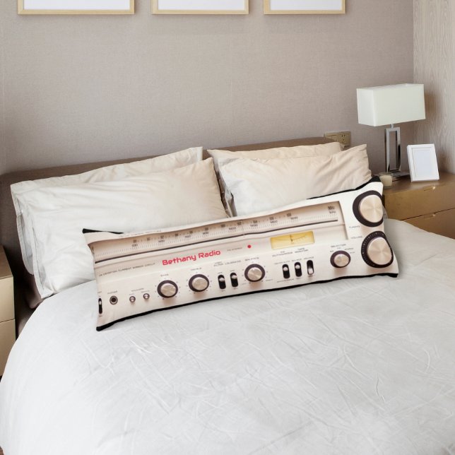 Retro Stereo Tuner Kroppskudde (Skapare uppladdad)