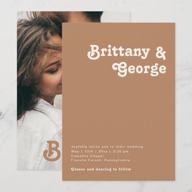 Retro Strand | Brun Casualt Foto Monogram Inbjudningar (Fram/baksida)