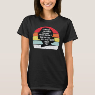 Retro-strid för de Saker du bryr dig om T Shirt