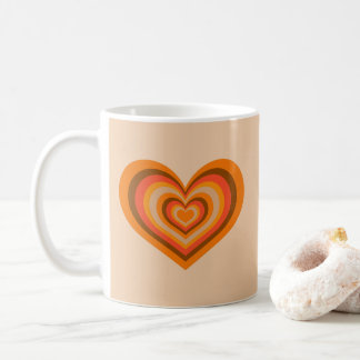 Retro Striped Heart Mug - Orange on Beige Kaffemugg